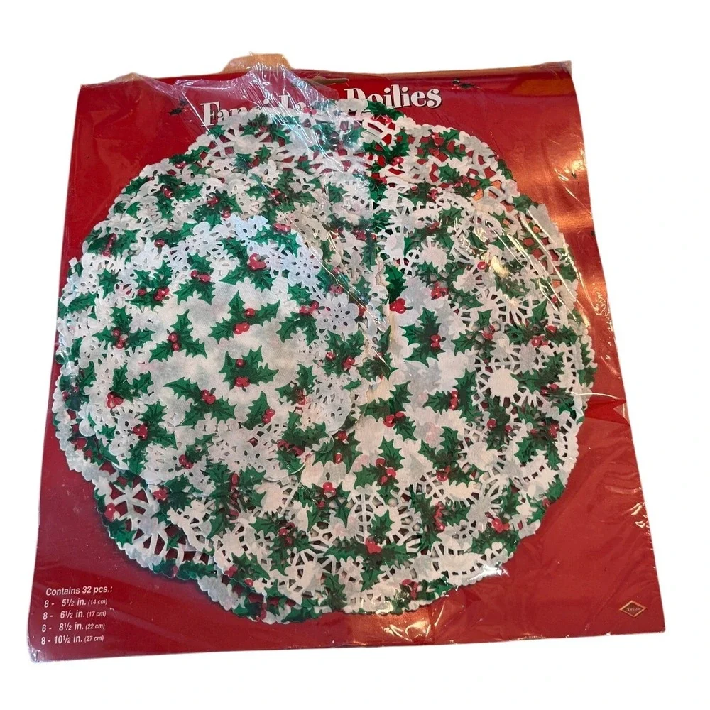 Vintage Christmas Lace Doilies Lot 44pc Party House Poinsettia Beistle Holly‎